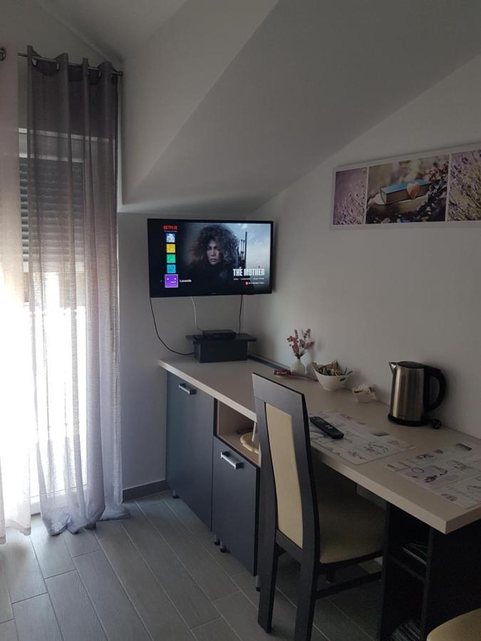 Gabi Rooms & Studio Apartment Lozovac Extérieur photo